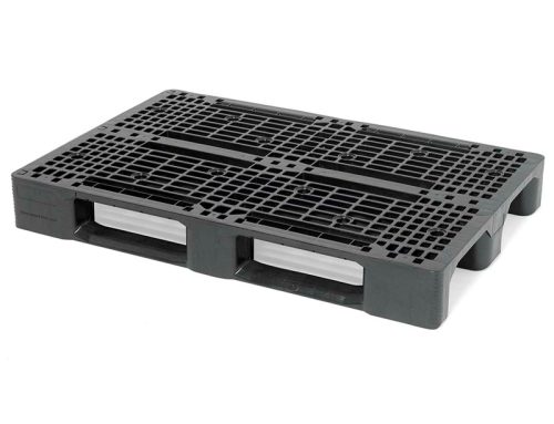 Case Study: Replacing Wooden Pallets with Plastic Pallets within a Closed Supply Chain